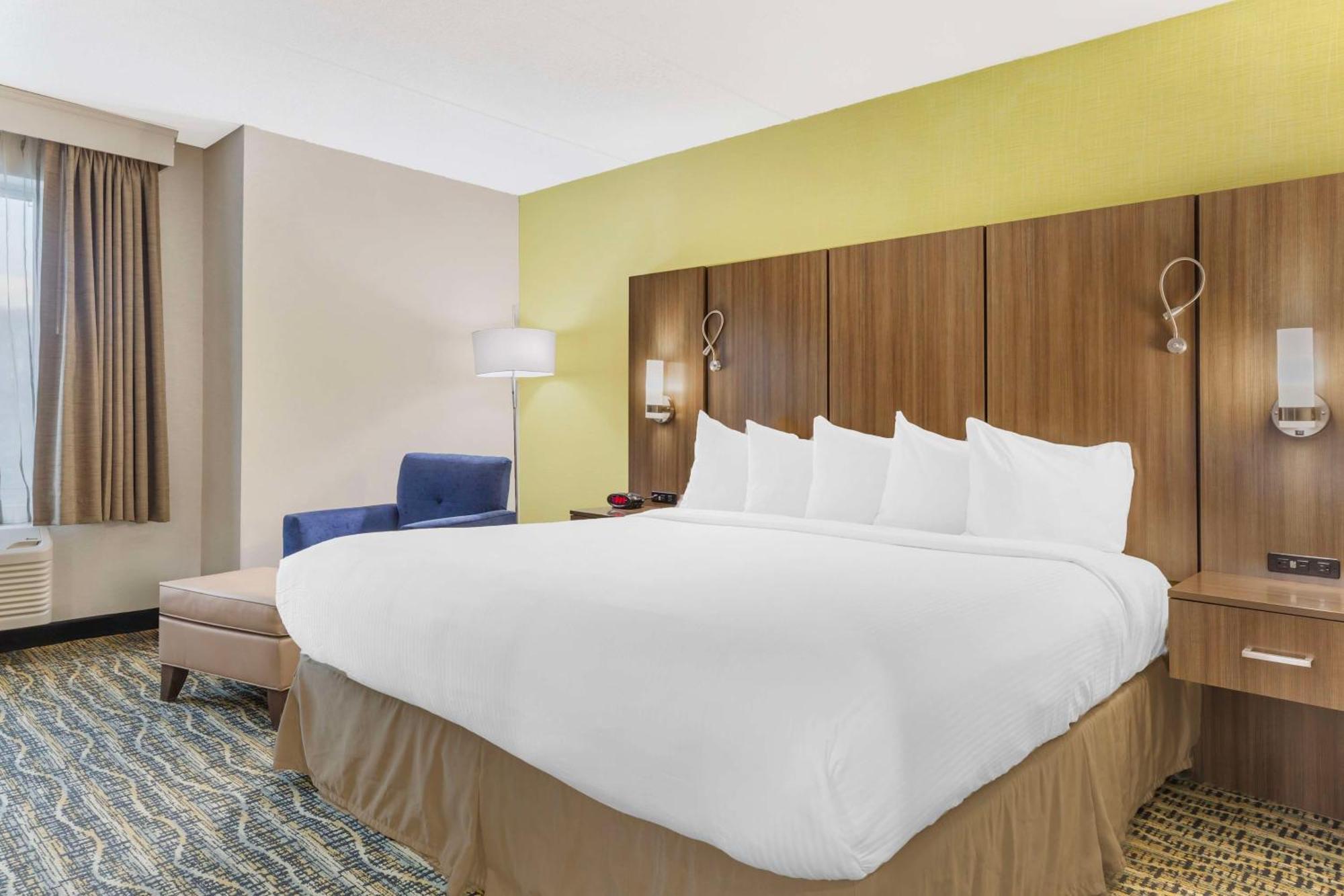 Best Western Plus New Englander Woburn Extérieur photo
