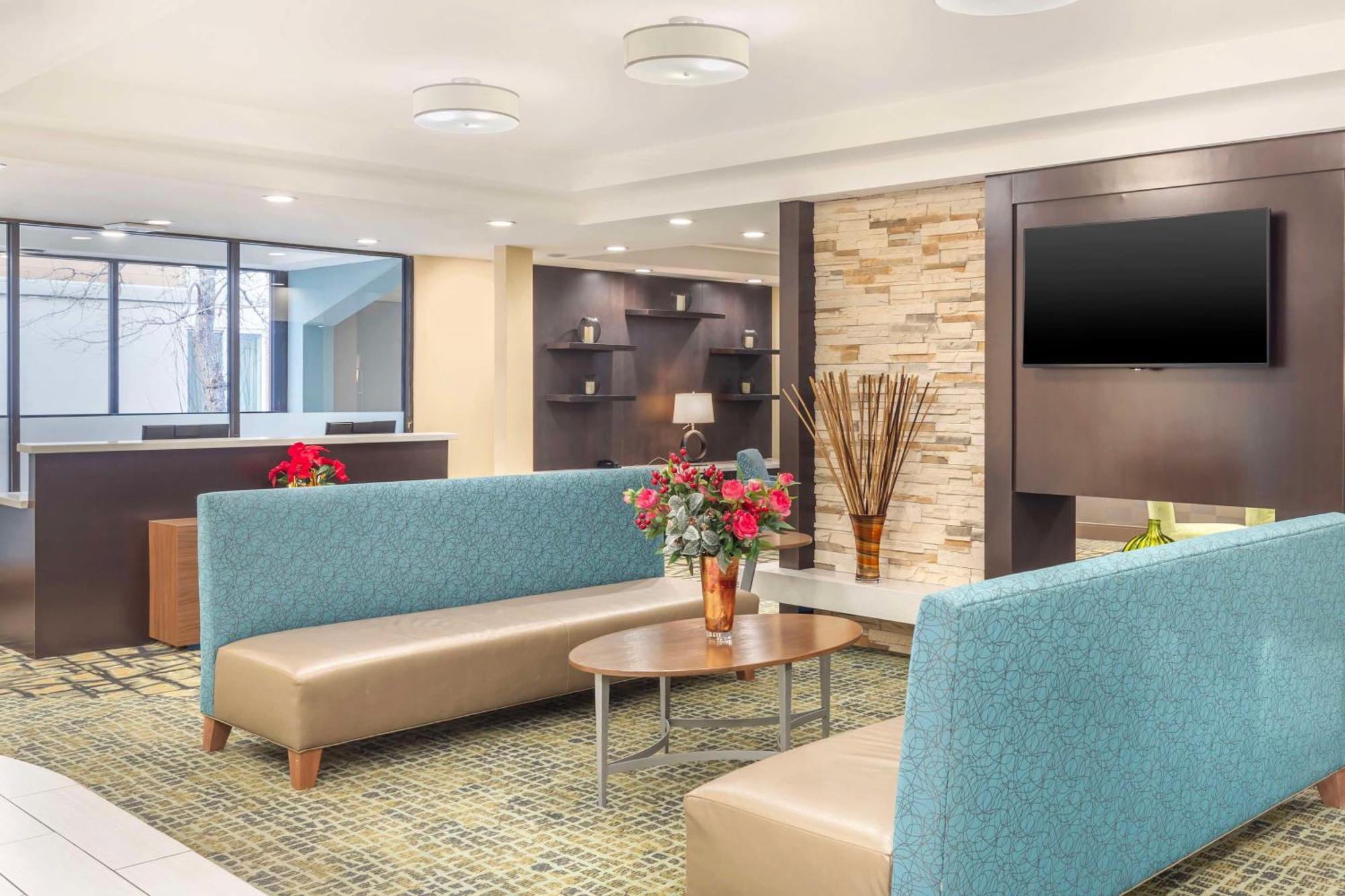 Best Western Plus New Englander Woburn Extérieur photo