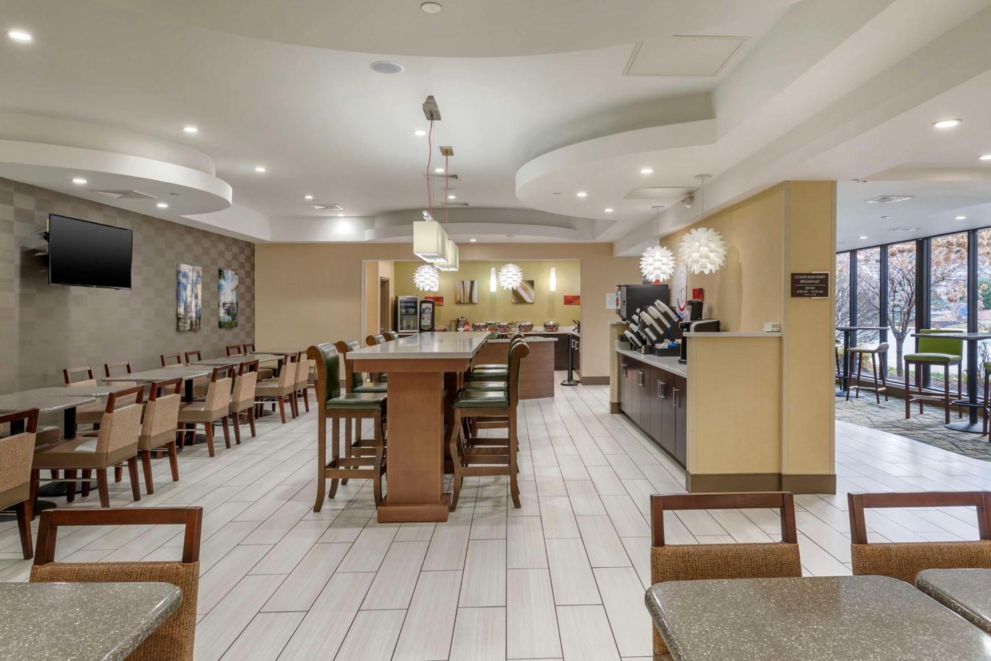 Best Western Plus New Englander Woburn Extérieur photo